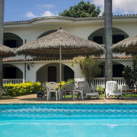 Hotel Bavaria Asuncion Ngoại thất bức ảnh