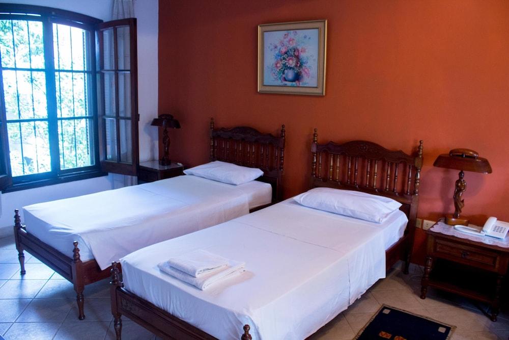 Hotel Bavaria Asuncion Ngoại thất bức ảnh