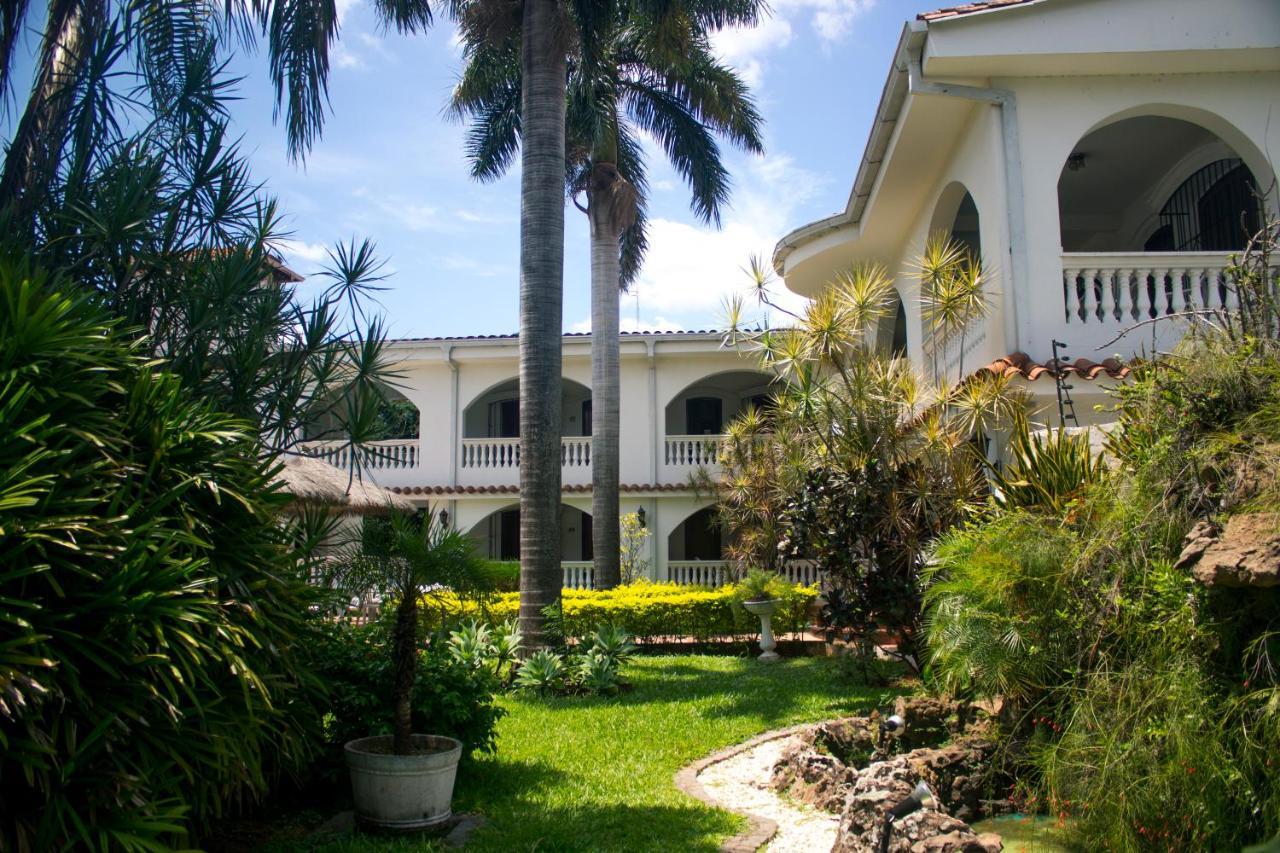Hotel Bavaria Asuncion Ngoại thất bức ảnh